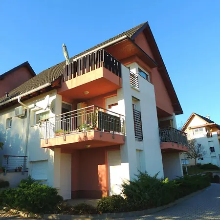 Apartment Roselio Sky Heviz